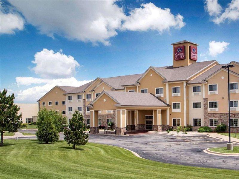 Comfort Suites Johnson Creek Conference Center Екстериор снимка