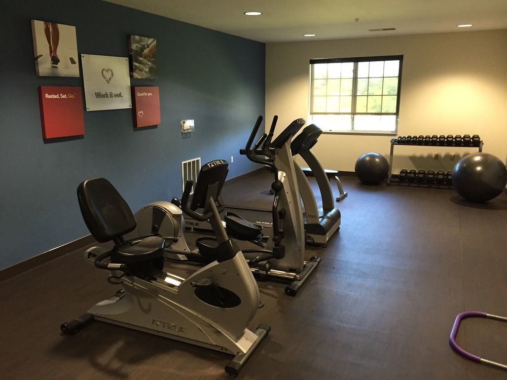 Comfort Suites Johnson Creek Conference Center Екстериор снимка